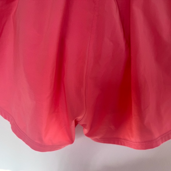 Nike Women's One Dri-FIT Ultra High-Waisted 3"
Brief-Lined Shorts Punch Pink - Picture 8 of 9